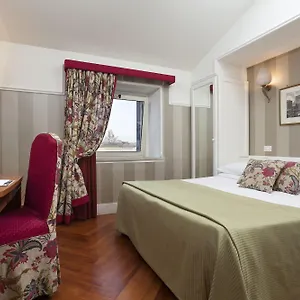 Hotel Kennedy ***